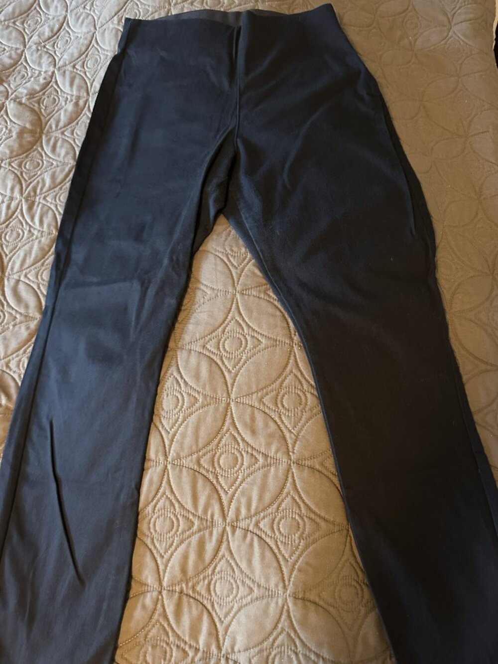OLD NAVY High-Waisted WOW Straight Leg Pixie Pants